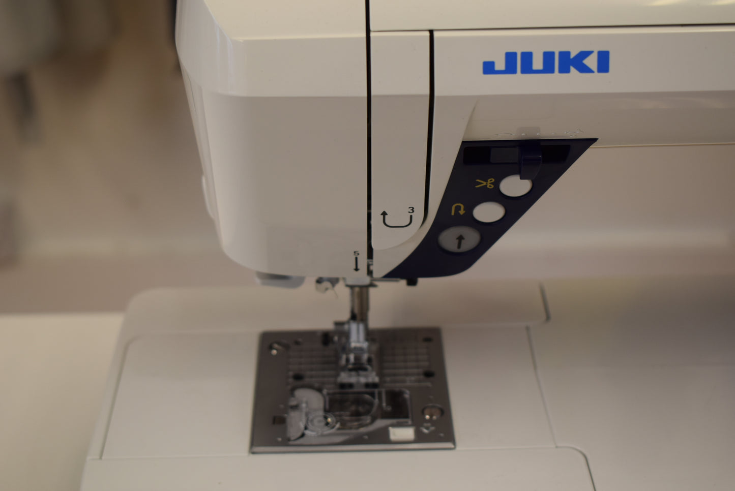 JUKI HZL-G220
